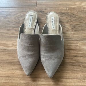 SAKS FIFTH AVE - FLAT SLIP ON DRESS SHOE